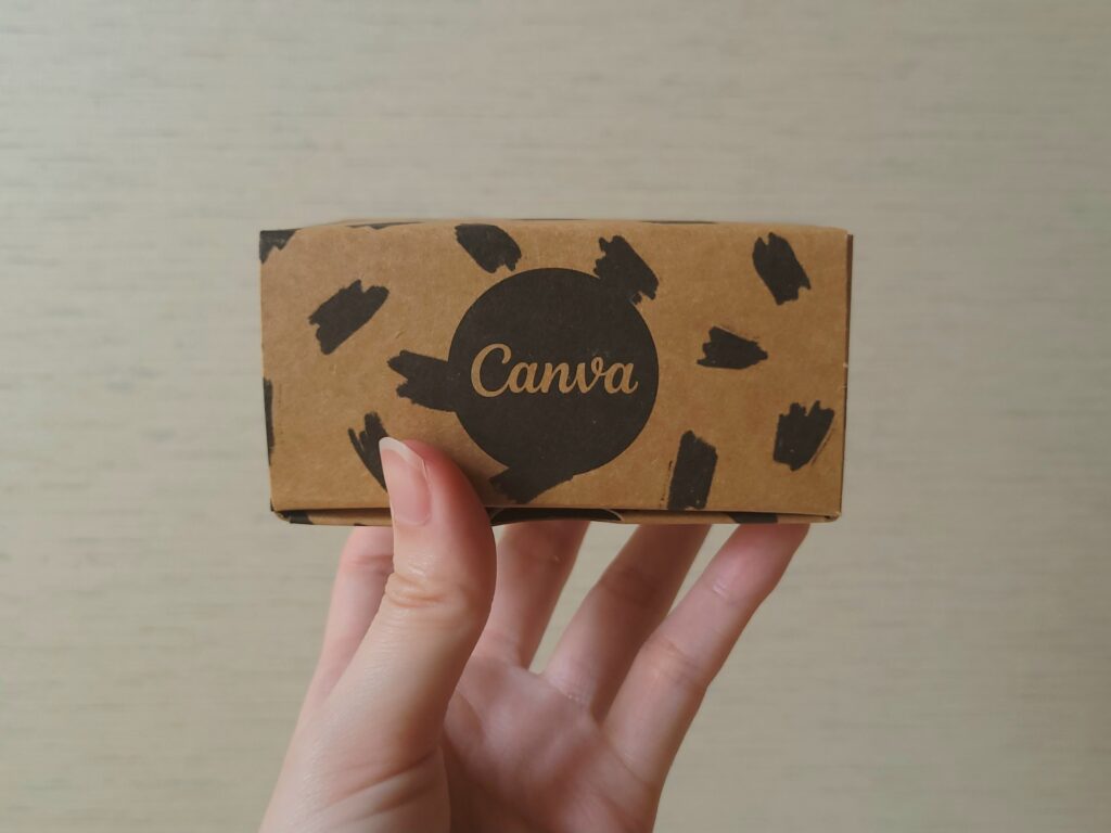 Canva名刺箱